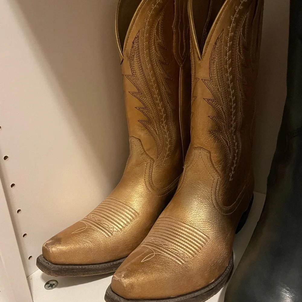Gold Ariat Boots - Picture 2 of 7